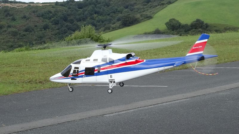 [Agusta A.109K Hervé-Thomas - Août 2014._12]